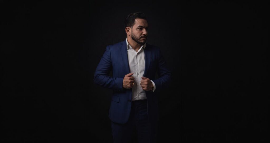 Lucas Vinícius Ferreira Pontes, fundador da AutoCred Nacional, que atua com consórcios e cartas de crédito para veículos.