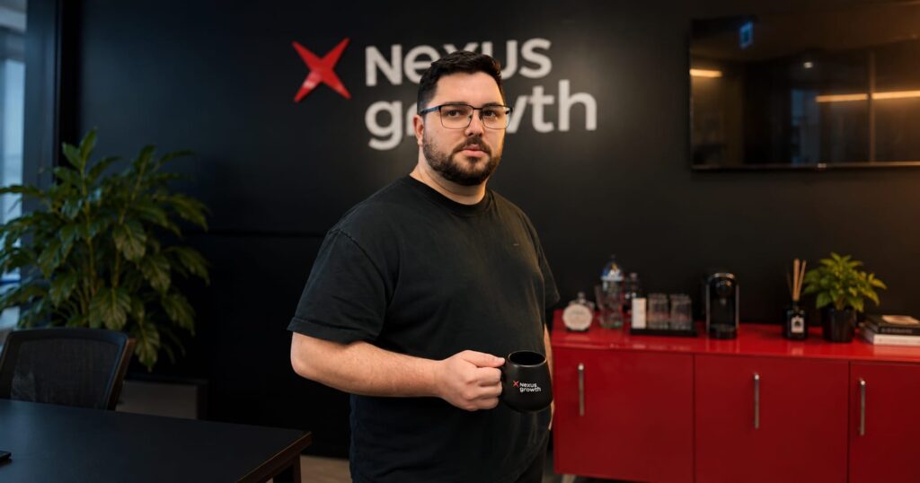 Daniel Freitas, sócio da Nexus Growth, afirma que a guerra entre marketing e vendas acaba com a configuração de uma métrica de receita para os dois setores.